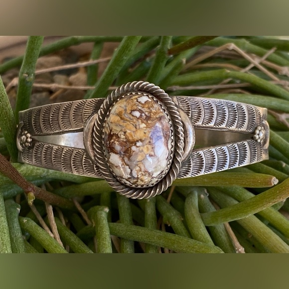 Chatfields Jewelry - Wildhorse Sterling Split Shank Stamped Cuff